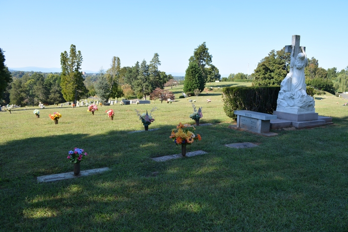 Monticello Memory Gardens Memorial Park Cemetery Burial Cremation
